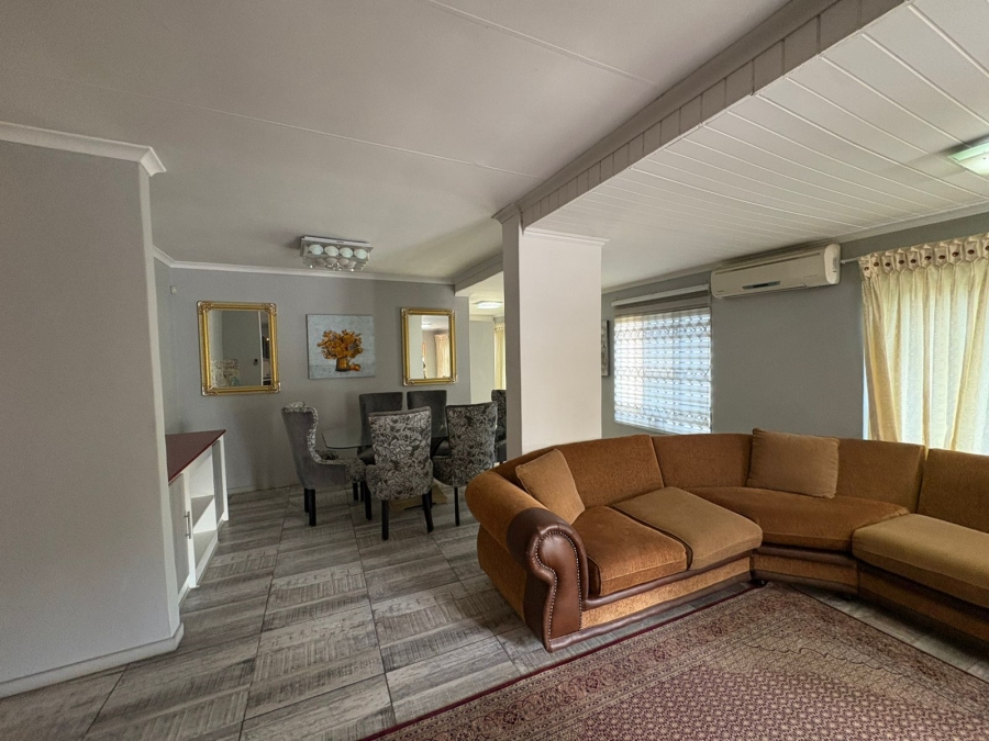 4 Bedroom Property for Sale in Waterval East North West